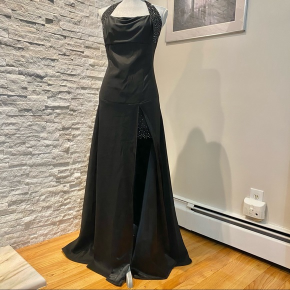 Custom Designed Swarovski Gown Dress - Picture 6 of 16